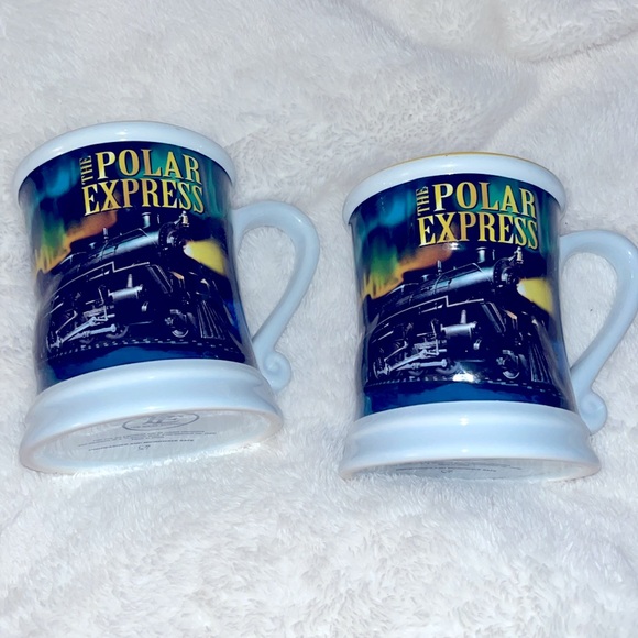 Polar express train coffee mugs set of two - Picture 7 of 7